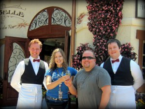 My favorite waiters!